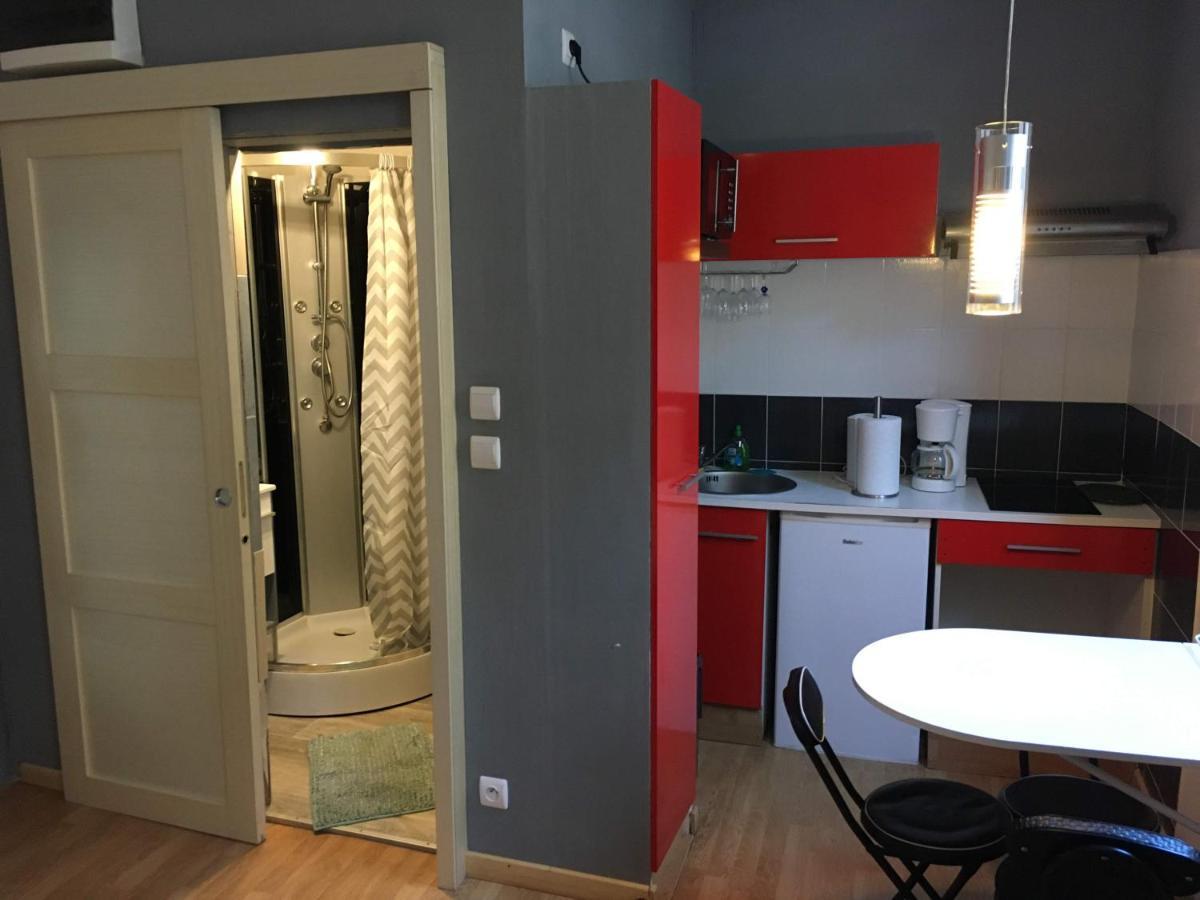 Jolie Studio Dans Le Centre Historique De Narbonne Apartment Exterior photo